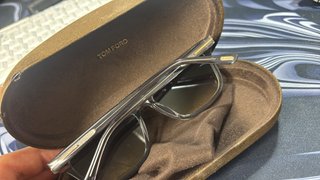 Gafas de sol Tom Ford grises y marrones