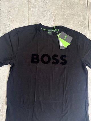 Camiseta BOSS Negra