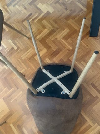 Juego de 4 sillas de comedor buen estado