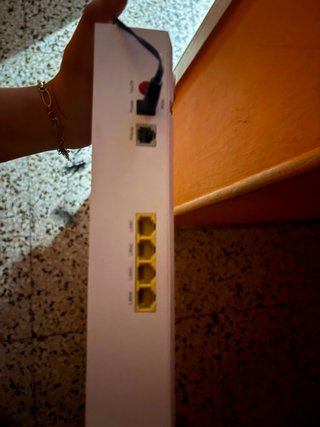 ROUTER WIFI CON ADAPTADOR Y CABLE ETHERNET