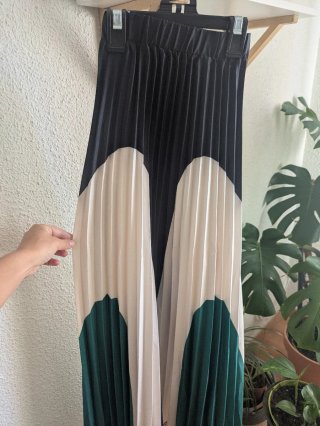 Lote de ropa mujer talla S distintas marcas.