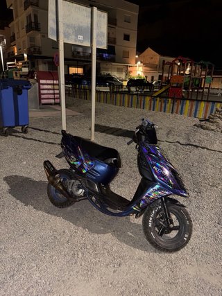 Aprilia Sonic 70cc Scooter