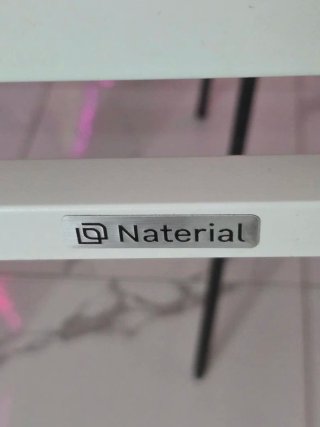Mesa NATERIAL Metal y Cristal Blanca