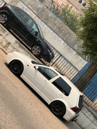 Volkswagen Golf 2000
