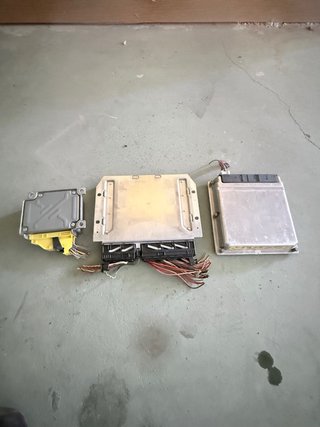 Centralita Motor y Airbag Mercedes W210