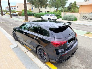 Mercedes-Benz Clase A 35 2023. Sólo 6850 KM!