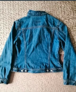 Cazadora vaquera Talla M-L 38-40