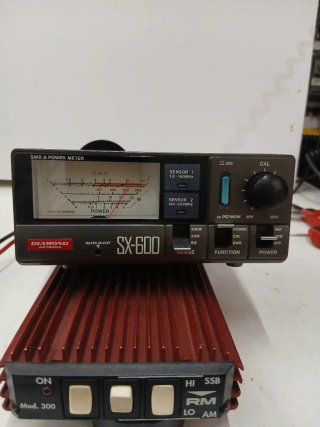 Amplificador Lineal RM Mod. 300