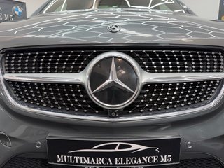 Mercedes Clase V300d 239cv AMG LINE 2019