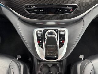 Mercedes Clase V300d 239cv AMG LINE 2019