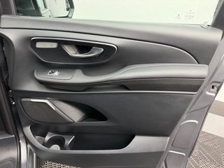 Mercedes Clase V300d 239cv AMG LINE 2019