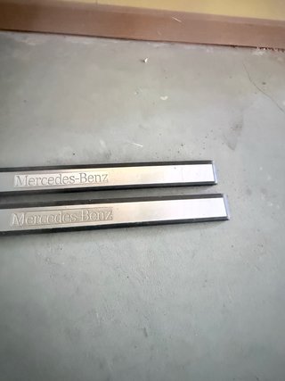 Molduras bajo puerta Mercedes Clase E W210