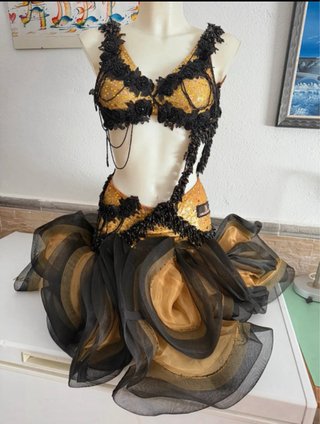 Vestido de baile salón oro y negro
