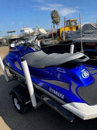 Yamaha SHO 175 horas con remolque