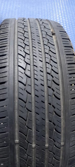215/60 R17 96H