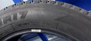 215/60 R17 96H