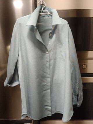 Camisa azul mar XL nueva es larguita
