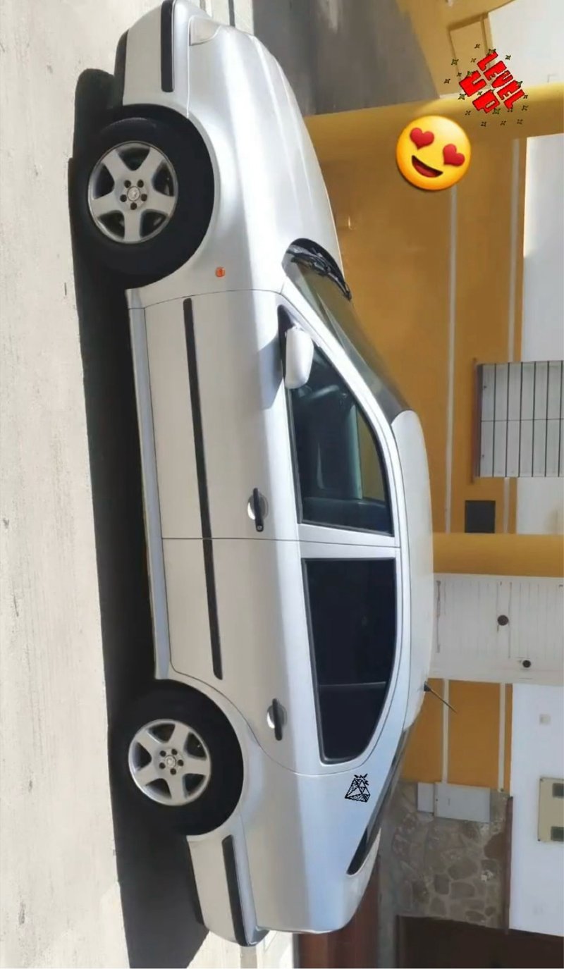 Skoda Octavia 2000 - foto 1