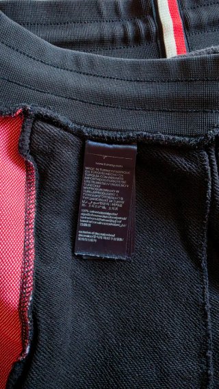 Tommy Hilfiger, bermuda blu e rosso