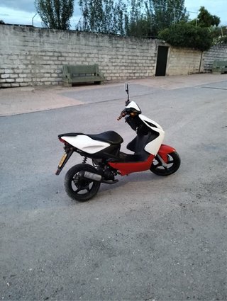 Se cambia Yamaha Aerox