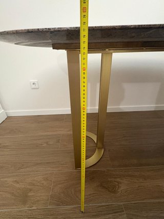 Mesa comedor mármol y metal