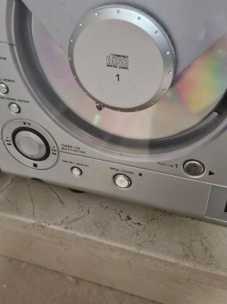 Cadena musical Welltech triple CD