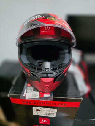 Casco MT Thunder 4 SV Luminence D5 Matt