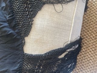 Antiguo Mantón de Manila con rotura en el fleco