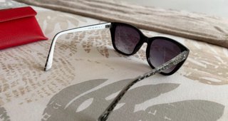 Gafas de sol Guess Negras