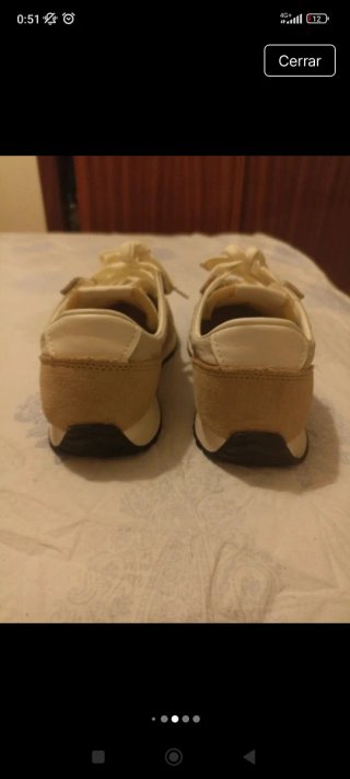 Zapatillas New Balance Beige y Marrón