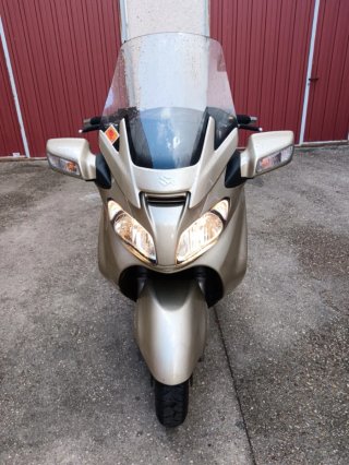Suzuki burgman 650 EXECUTIVE