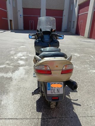 Suzuki burgman 650 EXECUTIVE