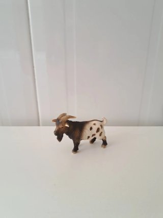 Lote 3 Schleich antiguos: Oveja, Cabra, Gallina