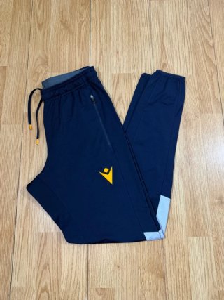 Pantalón Chándal Real Sociedad Macron Talla S