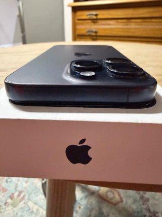 iPhone 15 Pro 128GB 87% Batería con PANTALLA CHINA