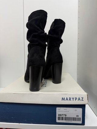 Botas de tacón Marypaz negras
