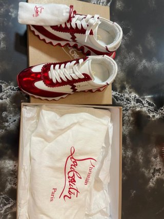 Zapatillas Christian Louboutin Rojas y Blancas