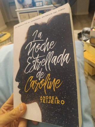 Libro LA NOCHE ESTRELLADA DE CAROLINE