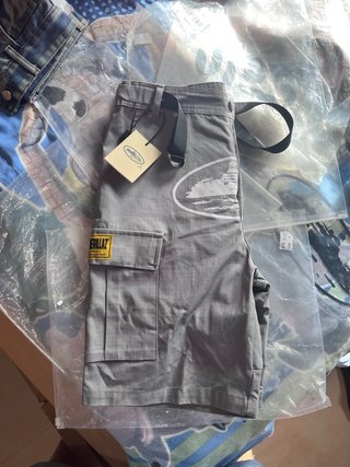 Shorts Corteiz Grises
