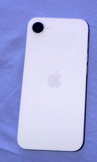 iPhone 16e