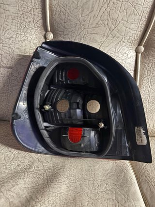 Piloto trasero derecho Renault Megane I