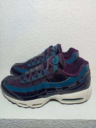 Nike Air Max 95 "Port Wine" talla 40 de mujer