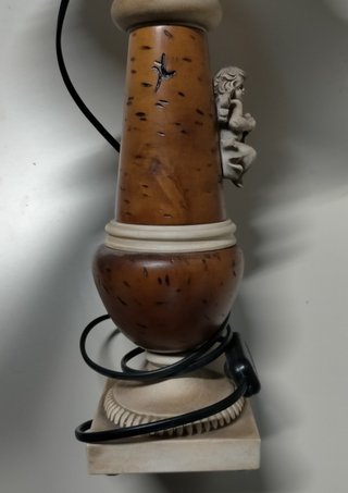 Lámpara de mesa clásica