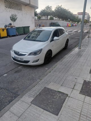 Opel Astra 2014