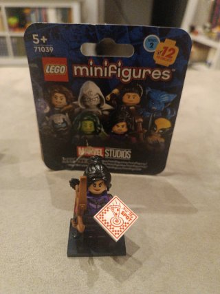 Minifigura Lego Marvel Kate Bishop