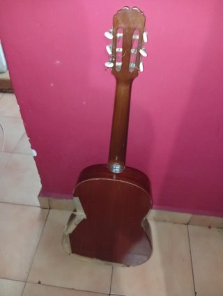 Guitarra Clásica Admira Made in Spain