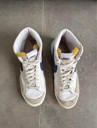 Nike Blazer Mid '77 Talla 40