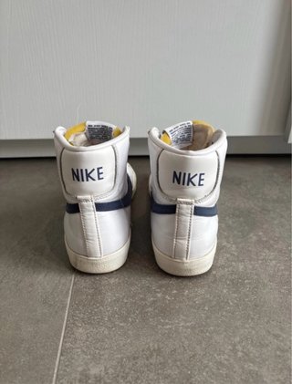 Nike Blazer Mid '77 Talla 40