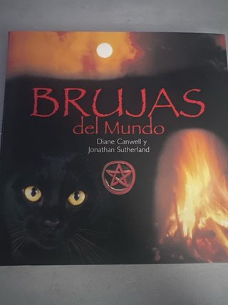 Libro Brujas Del Mundo