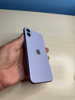 iPhone 11 128GB Morado